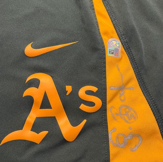 Authentic Autographed Memorabilia