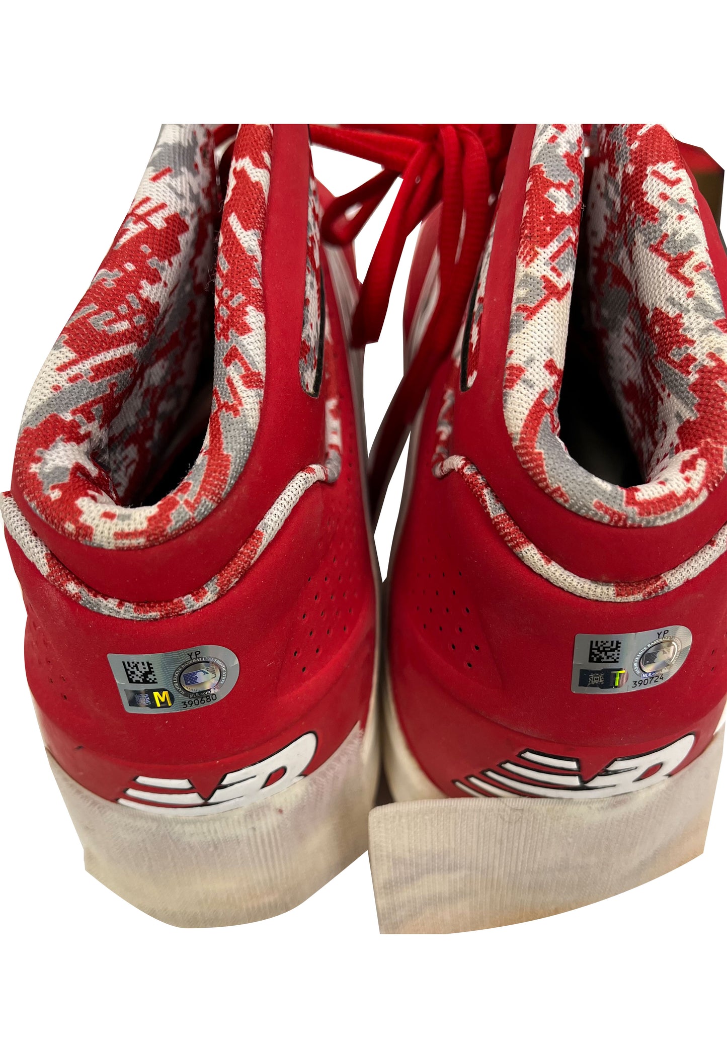 Authentic Autographed Memorabilia