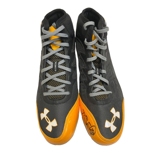 Authentic Autographed Memorabilia