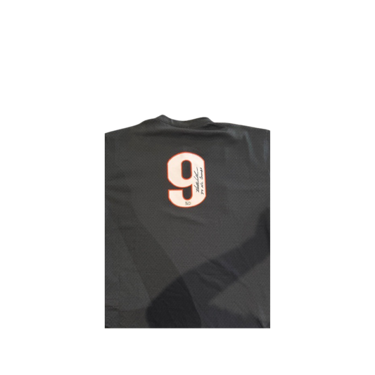 Authentic Autographed Memorabilia