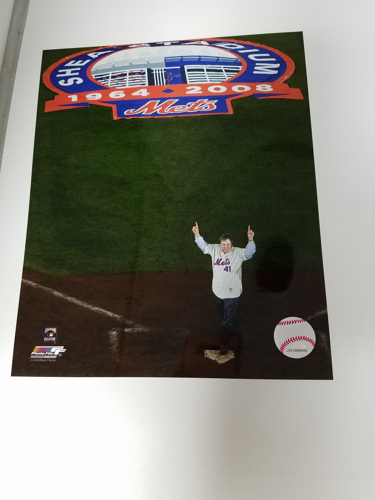 Authentic Autographed Memorabilia