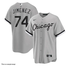 Authentic Autographed Memorabilia 