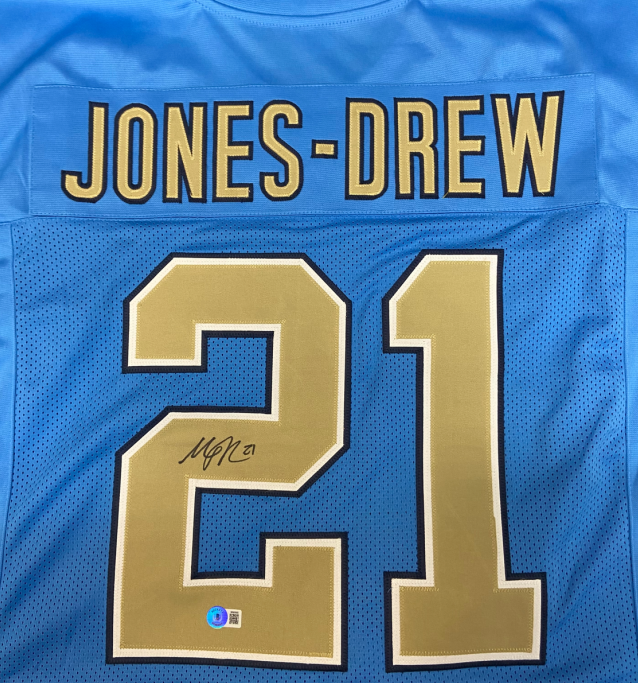 Authentic Autographed Memorabilia 