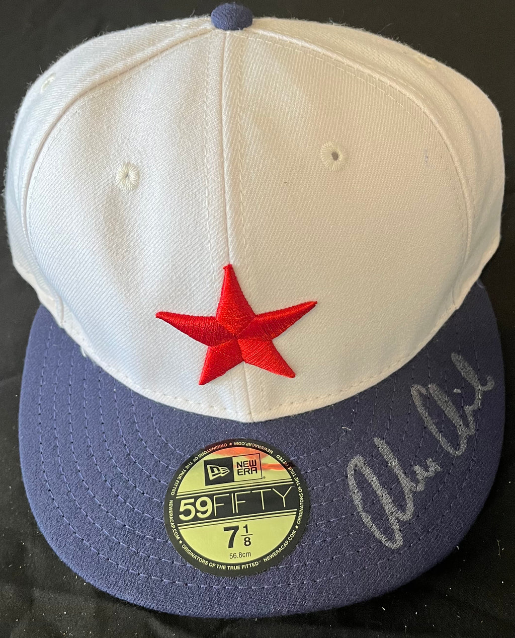 Authentic Autographed Memorabilia 