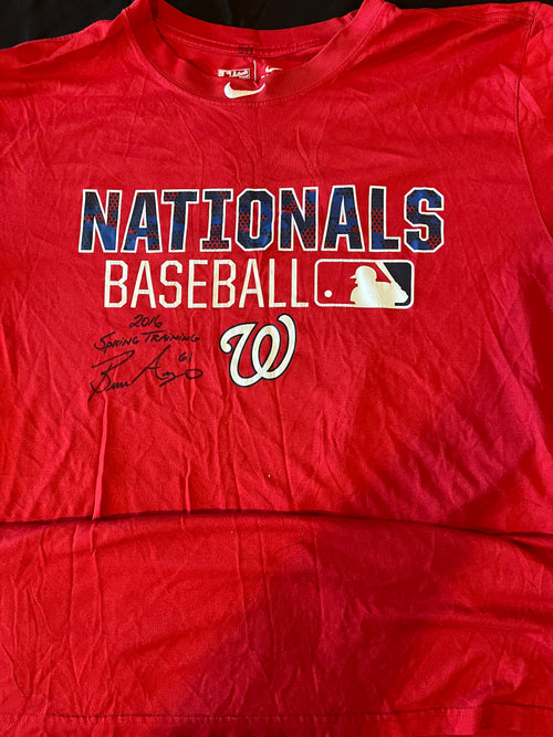 Authentic Autographed Memorabilia 
