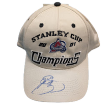 Joe Sakic Autographed Colorado Avalanche 2001 Stanley Cup Champions Hat - Player's Closet Project