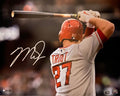 Authentic Autographed Memorabilia 