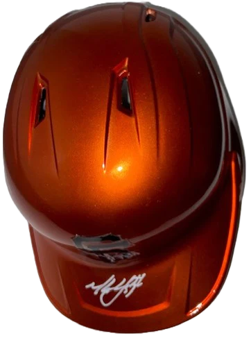 Authentic Autographed Memorabilia 
