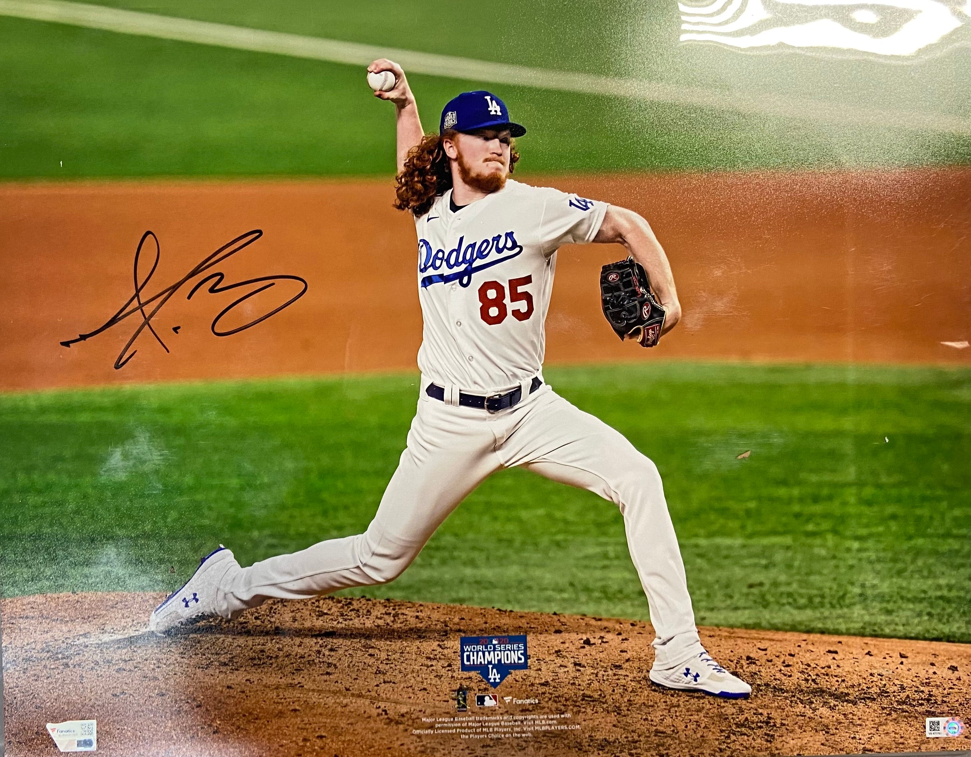 Authentic Autographed Memorabilia 