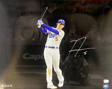 Authentic Autographed Memorabilia 