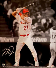 Authentic Autographed Memorabilia 