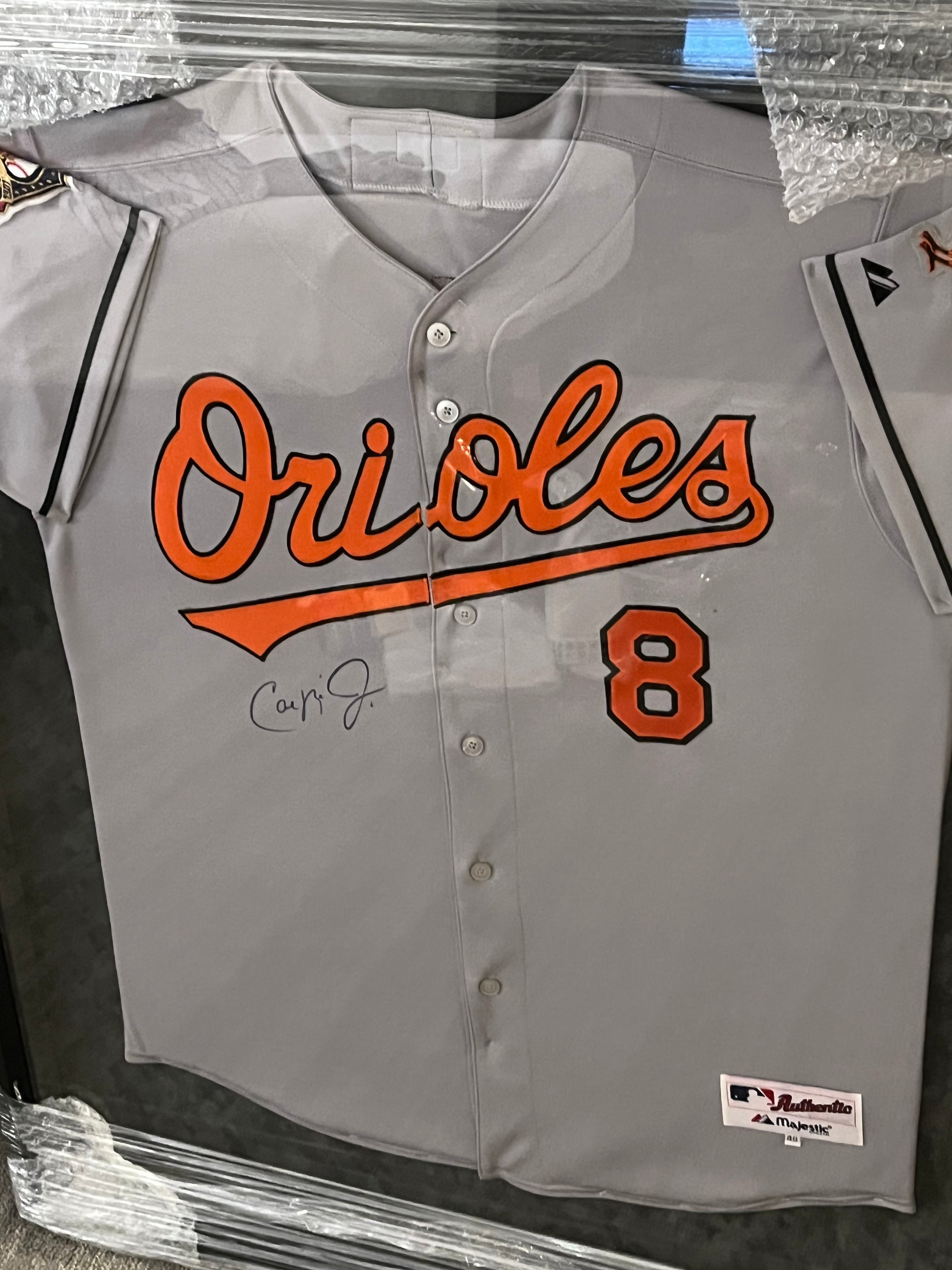 Authentic Autographed Memorabilia 
