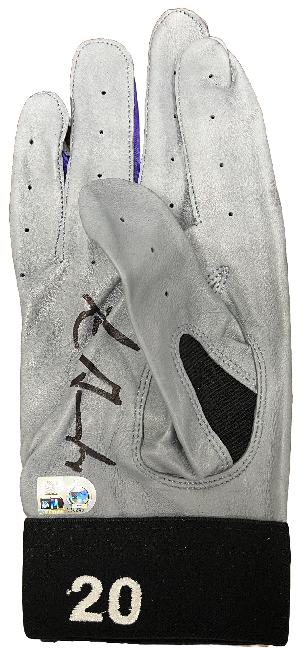 Authentic Autographed Memorabilia 