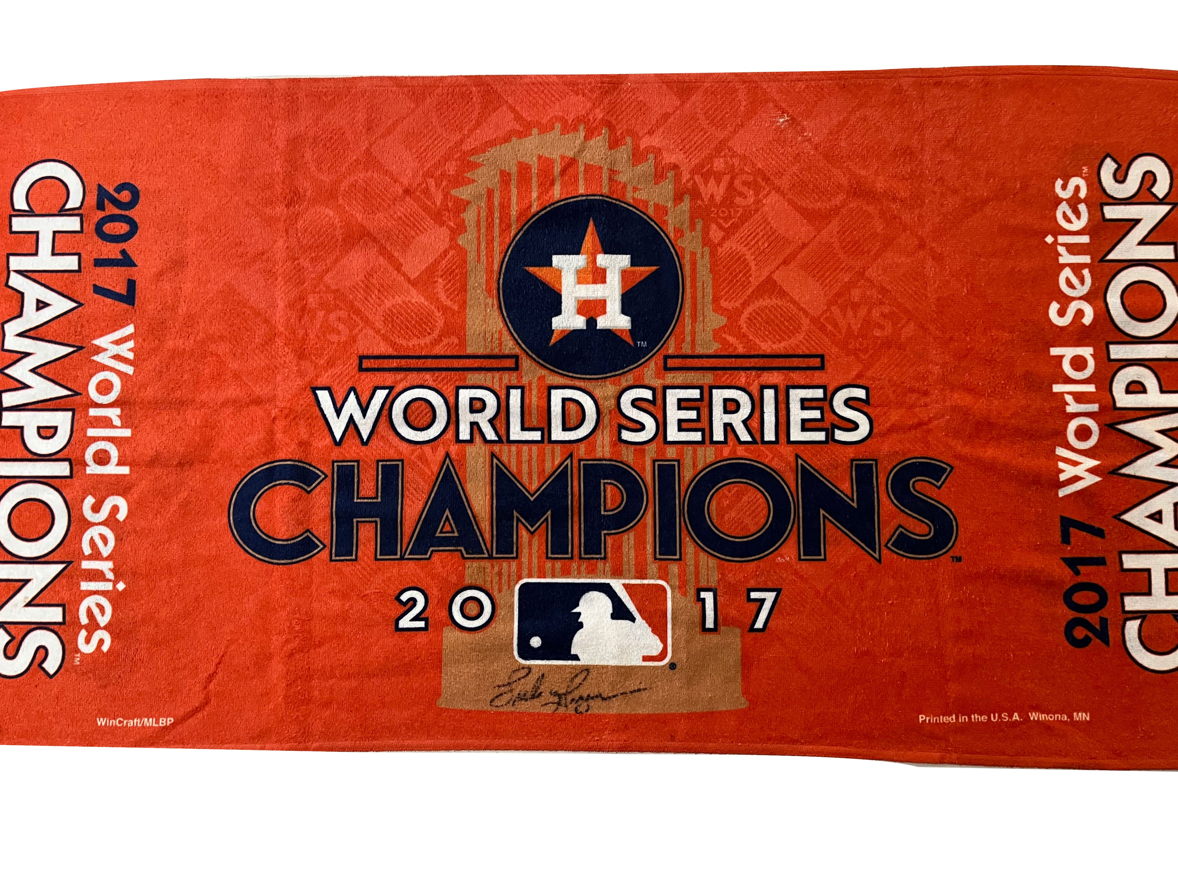 Authentic Autographed Memorabilia 