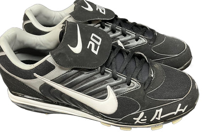 Authentic Autographed Memorabilia 