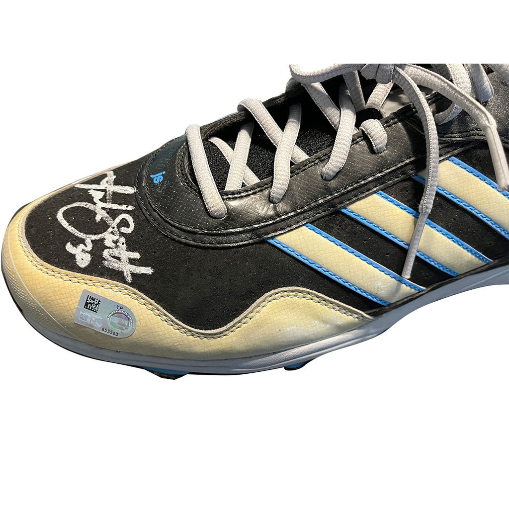 Authentic Autographed Memorabilia 