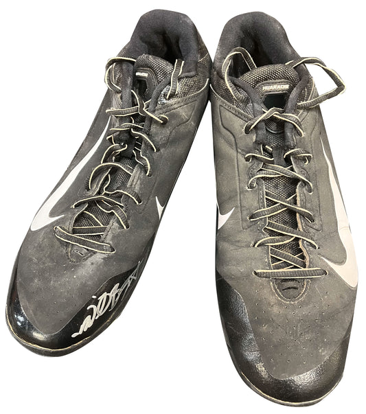 Willie Bloomquist Autographed Cleats - Player's Closet Project
