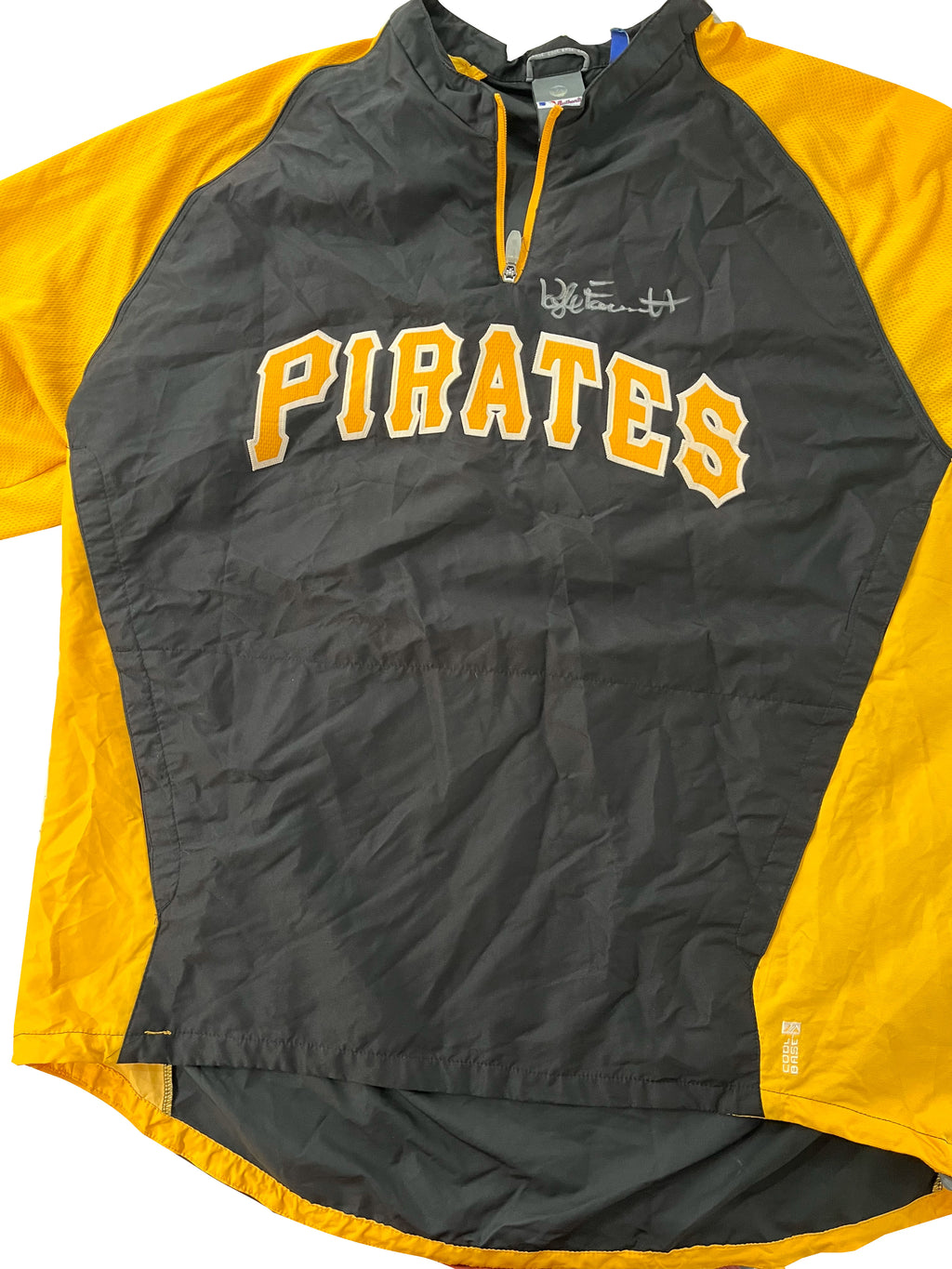 Authentic Autographed Memorabilia 