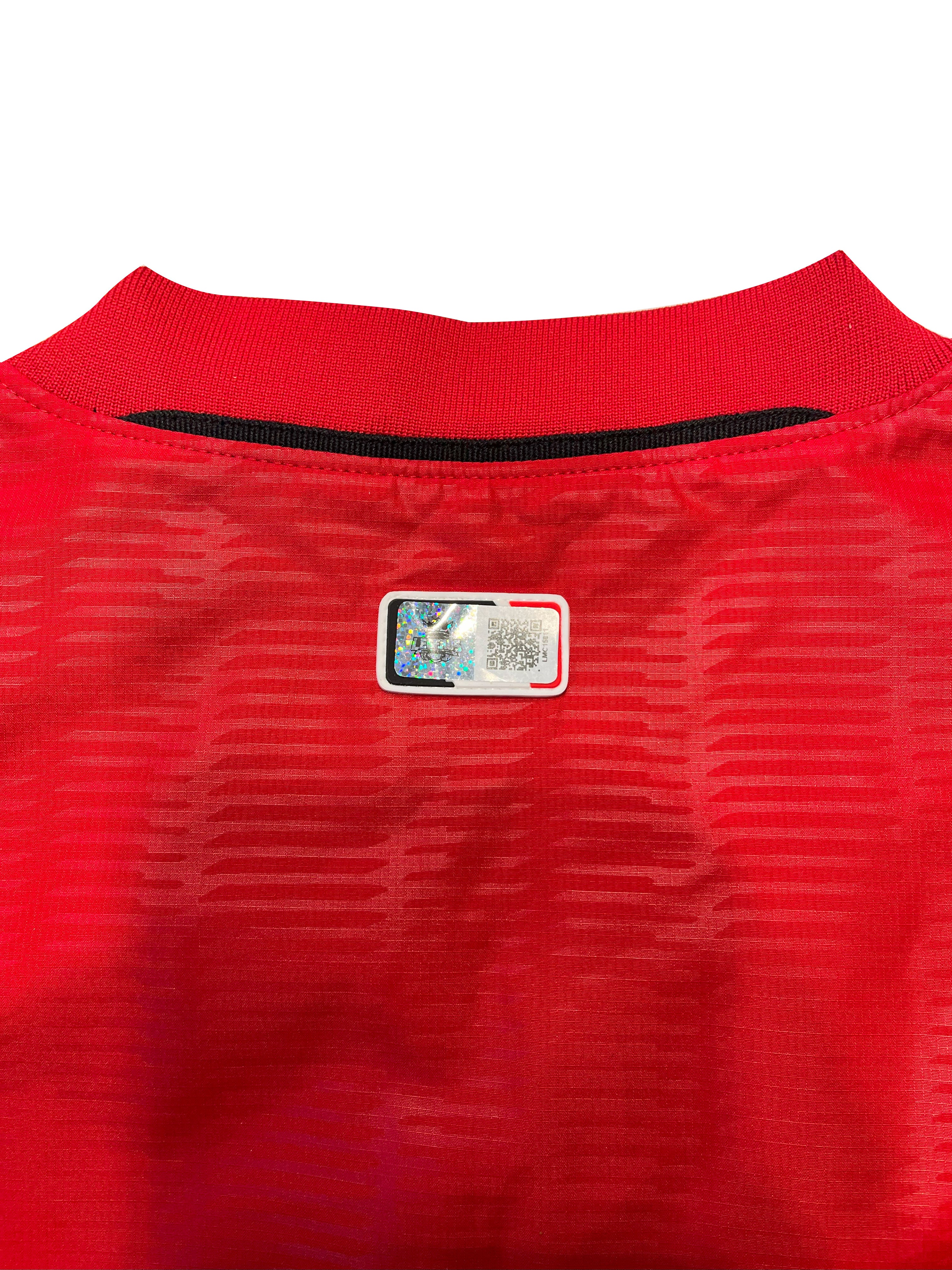 Authentic Autographed Memorabilia 