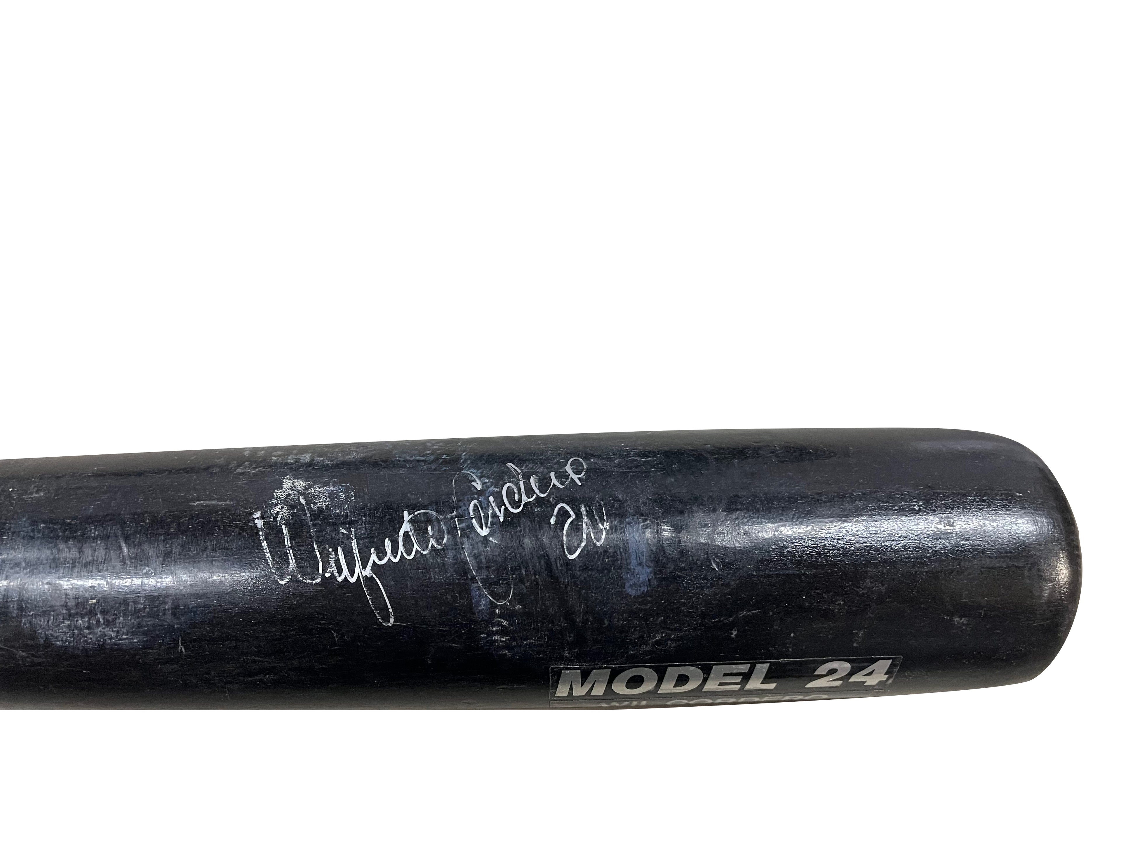 Authentic Autographed Memorabilia 