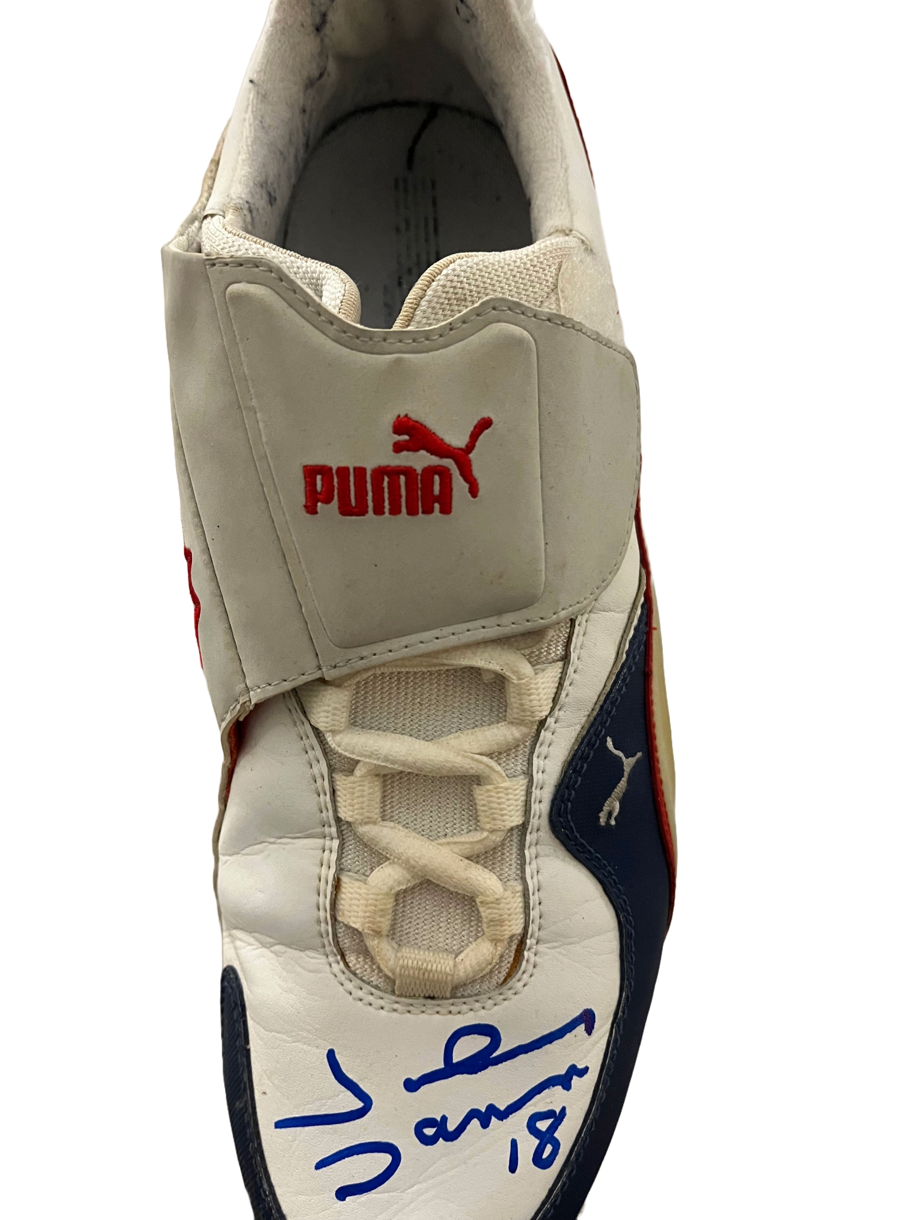 Authentic Autographed Memorabilia 