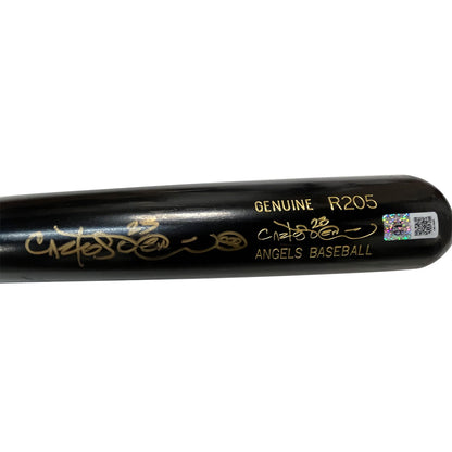 Authentic Autographed Memorabilia 
