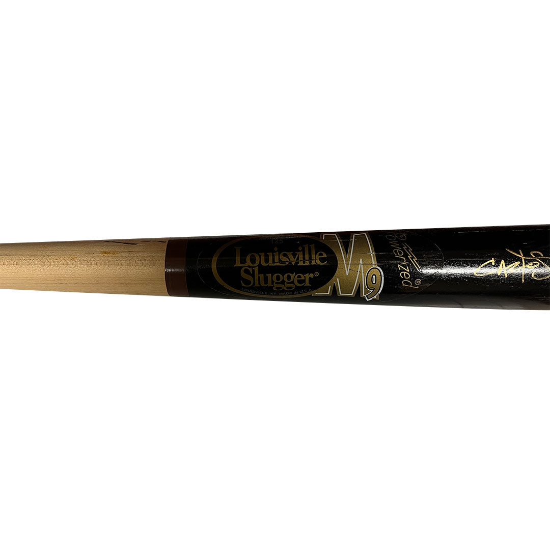 Authentic Autographed Memorabilia 