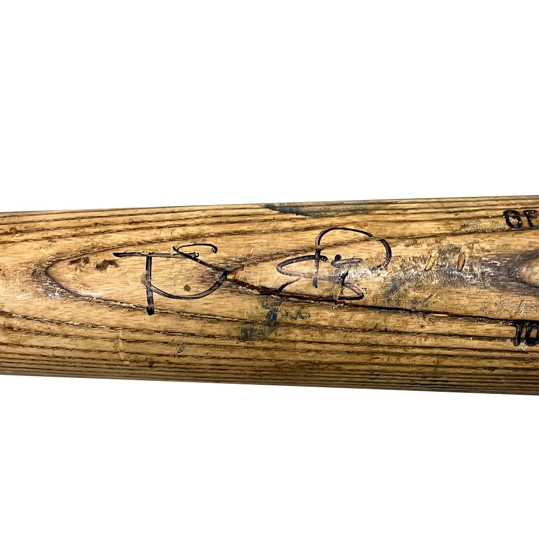 Authentic Autographed Memorabilia 