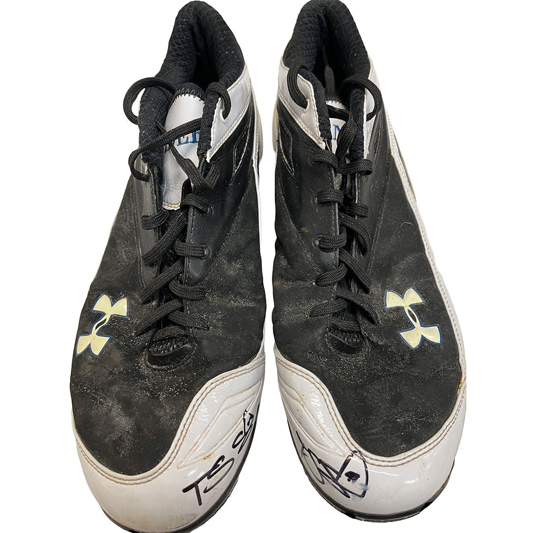 Authentic Autographed Memorabilia 