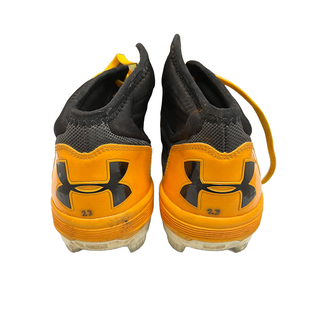 Authentic Autographed Memorabilia 