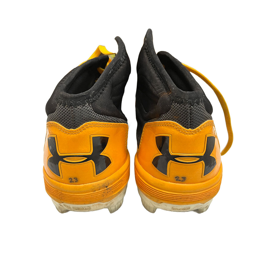 Authentic Autographed Memorabilia 