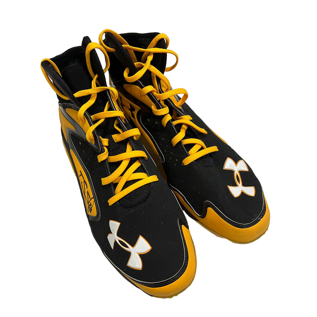 Authentic Autographed Memorabilia 