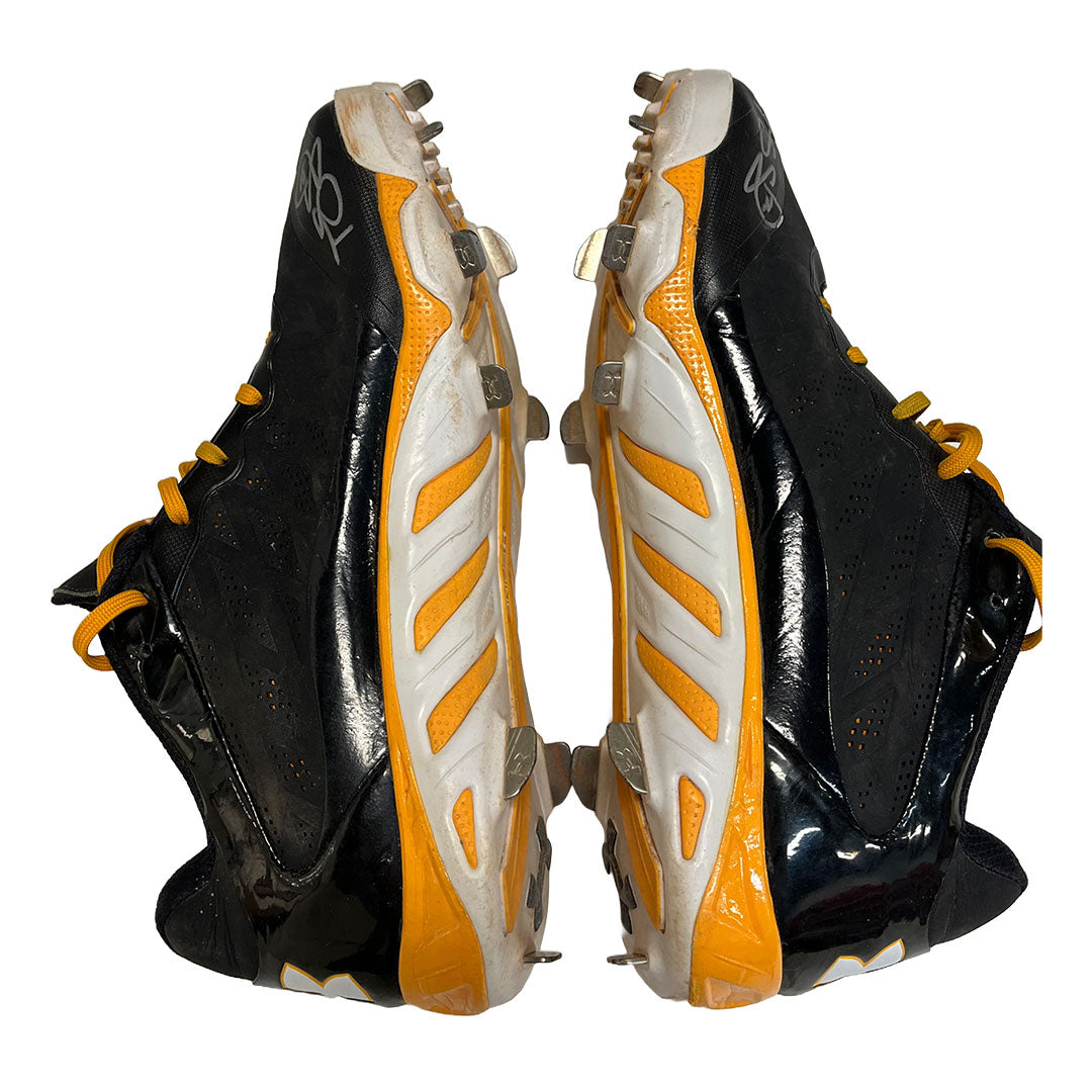 Authentic Autographed Memorabilia 