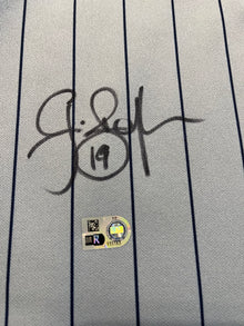 Authentic Autographed Memorabilia 