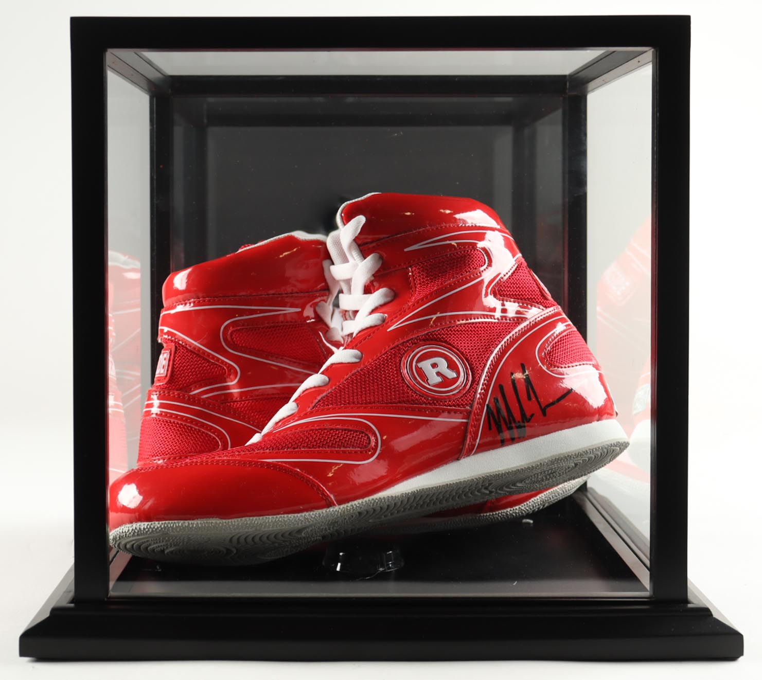 Authentic Autographed Memorabilia 