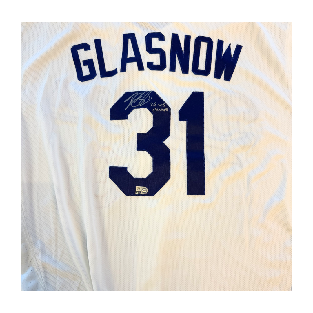 Authentic Autographed Memorabilia 