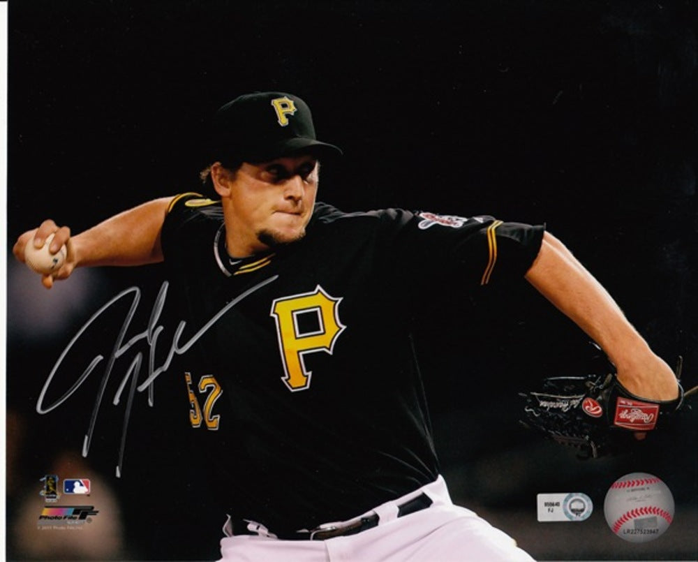 Joel Hanrahan Autographed 8x10 Photo