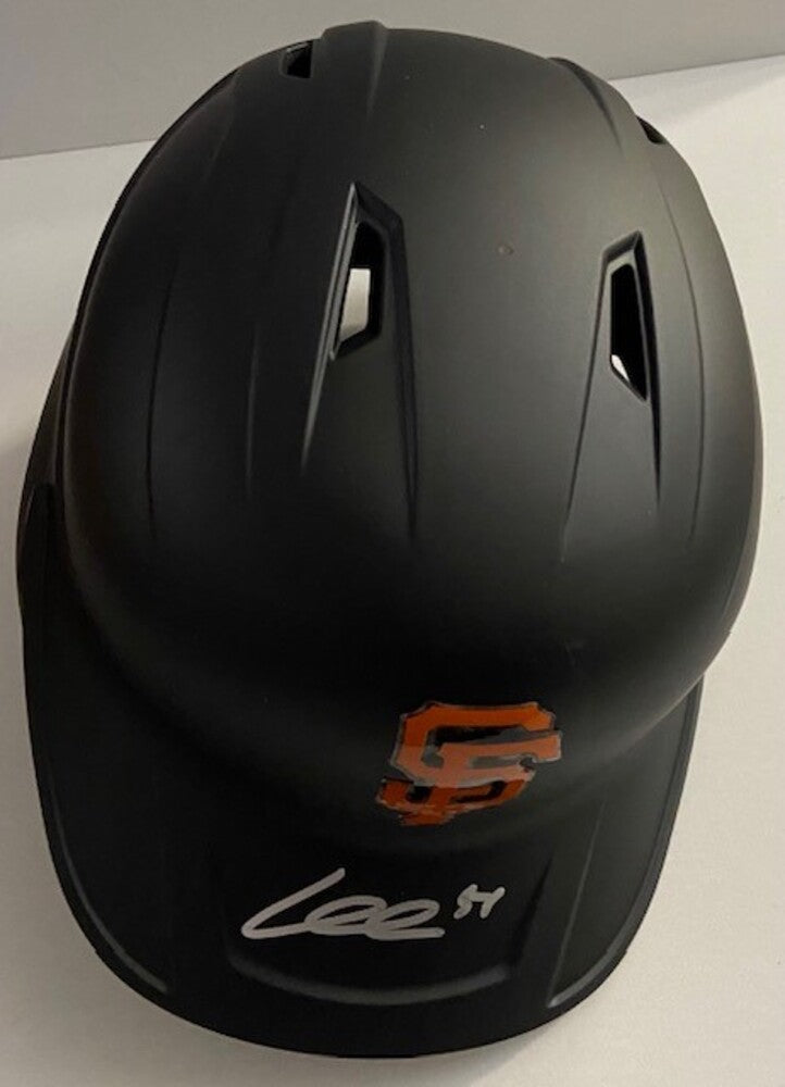 Jung Hoo Lee Autographed Giants Helmet (Matte)