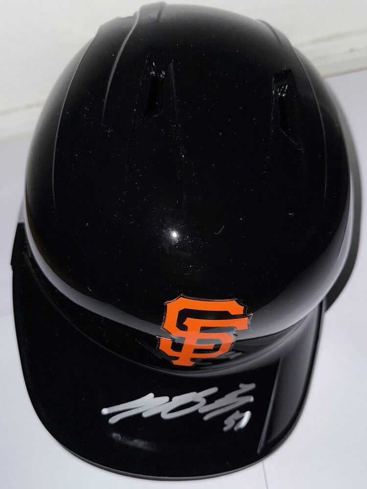 Jung Hoo Lee Autographed Giants Helmet (Shiny)