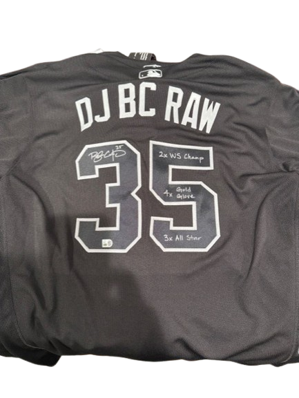 Authentic Autographed Memorabilia 