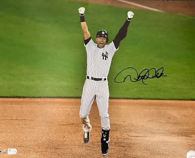 Authentic Autographed Memorabilia 