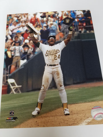 UNSIGNED Ricky Henderson 8x10 Photo