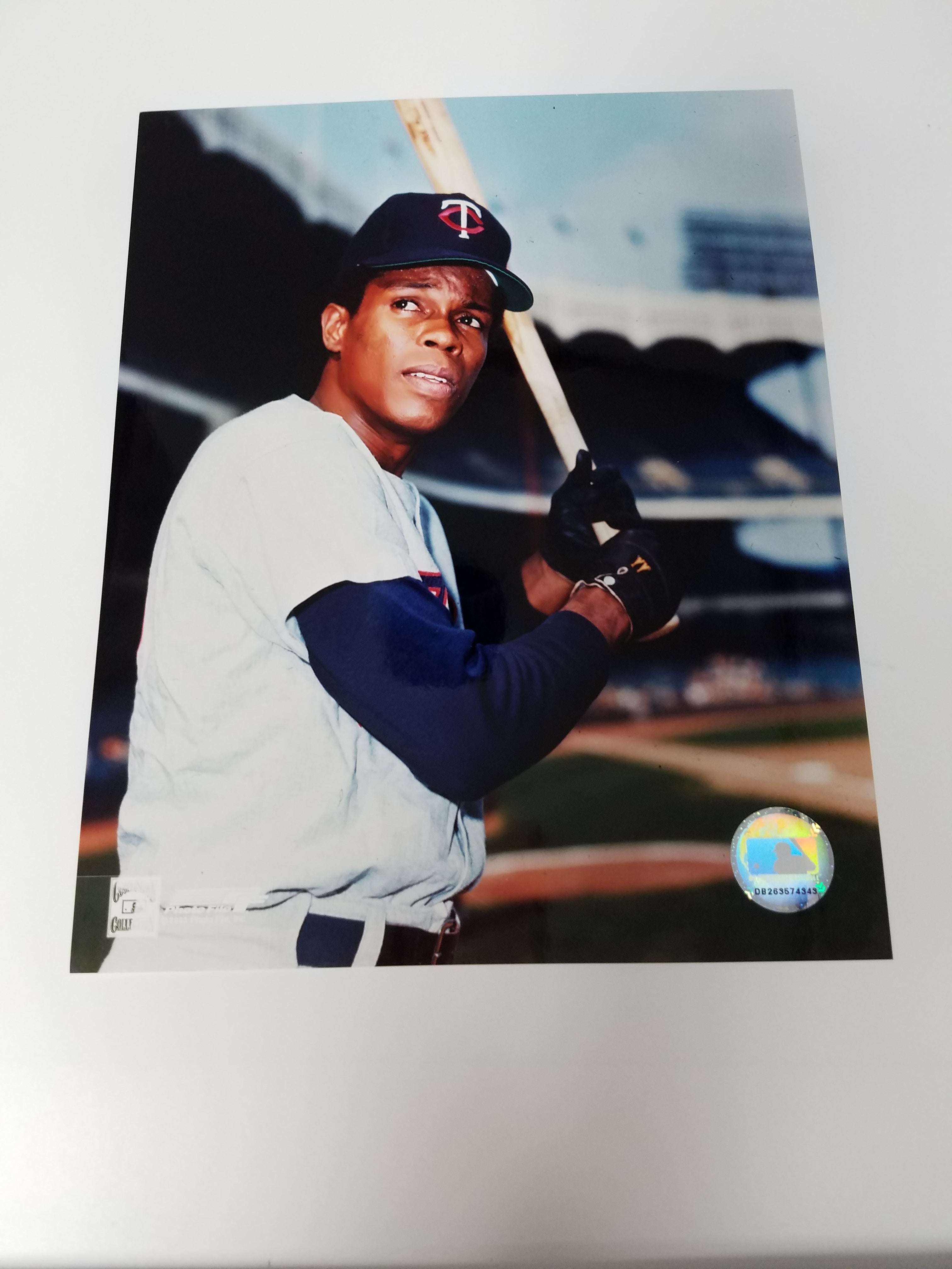 Authentic Autographed Memorabilia 