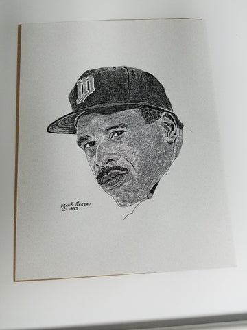 UNSIGNED Dave Winfield 8x10 Photo (pencil)