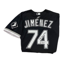Authentic Autographed Memorabilia 