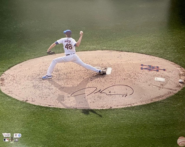Authentic Autographed Memorabilia 